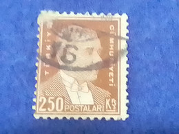 TÜRKİYE- 1930- 54-    250K    BİRİNCİ  ATATÜRK  DAMGALI - Used Stamps