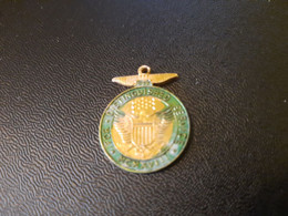 Médaille Américaine à Términer - Firma's