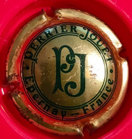 CAPSULE DE CHAMPAGNE PERRIER-JOUET N° 62 - Perrier Jouet