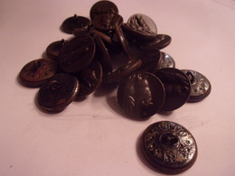 ♥️ VENERIE CHASSE EQUITATION LOT DE 25 BOUTONS ANCIENS SANGLIER  BUTTON HUNTING CACCIA VERFOLGUNGSJAGD - Boutons