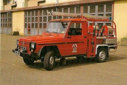 Sochaux . Pompiers . Véhicule . CPM . - Sochaux