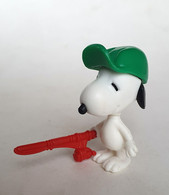 FIGURINE KINDER PEANUTS 1993 SNOOPY PECHEUR LANCER 8 - Otros & Sin Clasificación