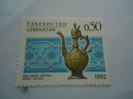 UZBEKISTAN  MNH   STAMPS  MUSEUM ARTS - Uzbekistan