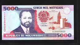 Mozambique, 5,000 Meticais, 1991-2003 Issue - Mozambico