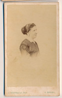 Photographie Ancienne CDV Portrait Femme Angevine Photographe Berthault à Angers - Anonieme Personen
