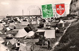 Dieppe - Le Terrain De Camping Au Bas De La Falaise Du Pollet - Dieppe