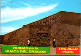 (1 Oø 11) Peru - (posted To France 1976) Ruinas De La Huaca Del Dragon - Pérou