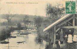 SONGEONS - Le Lavoir, La Rivière Du Terrain. - Songeons