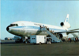 ! Modern Airline Postcard Island, Icelandic, Icelandair, Flugzeug, DC-10 Jetliner - 1946-....: Era Moderna