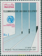 306017 MNH PAKISTAN 1993 DIA MUNDIAL DE LAS TELECOMUNICACIONES - Pakistan