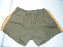 Czech Army Military Gym Sports Running Shorts Kurze Hose Size 3 Is Large To XLarge - Uniformes