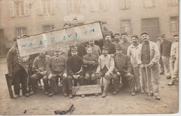 CLERMONT - FERRAND  -   Les Militaires Menuisiers Du 13ème COA En 1914 ( Carte Photo ) - Clermont Ferrand