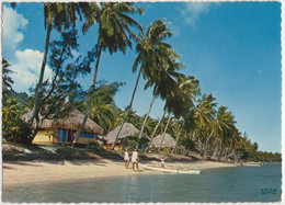 Moorea - Le Charme De L'Hotel Moorea-Village Son Lagon Et Sa Plage De Sable-blanc - (Tahiti) - Tahiti