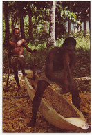 Irian Jaya - Zendingsveld  - (Zending Gereformeerde Gemeenten, Nederland/Holland) - Canoe Carving - Papouasie-Nouvelle-Guinée