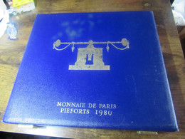 Coffret Piéforts En ARGENT De 1980 Complet Avec Certificats Et Pièces Toujours Ensachées. - Essais, Piéforts, épreuves & Flans Brunis