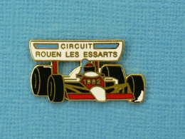 1 PIN'S //  ** CIRCUIT ROUEN " LES ESSARTS " 1992 ** . (Badges Impact) - F1