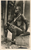 Real Photo Zagourski Leopoldville Afrique Qui Disparait Pr. Or. Ituri Type Nude Old Woman Lip Piercing - Kinshasa - Léopoldville