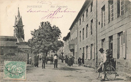 Jonzieux * La Rue Principale Du Village * Villageois - Sonstige & Ohne Zuordnung