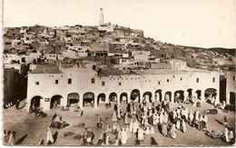 11 --- Algérie GHARDAÏA Place Du Marché - Ghardaia