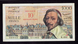10 NF RICHELIEU SURCHARGE - 7-3-1957 - TROUS D'EPINGLE - 1955-1959 Sovraccarichi In Nuovi Franchi