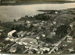 SOUSTONS - LE LAC Et Les USINES à BOUCHONS - - Soustons