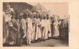 CPA - Afrique - Nigéria - Yoruba Chiefs - Costume Traditionnel - Ombrelle - Tribu - Nigeria