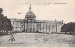 CPA - MILITARIAT - BREST - L'école Des Mécaniciens - Barracks