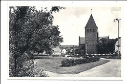 HAN Sur LESSE  L'Eglise Et Le Parc Communal - Rochefort