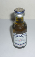 1 MIGNONNETTE ANCIENNE PASTIS " RICARD "  Pleine N°3 - Miniflesjes