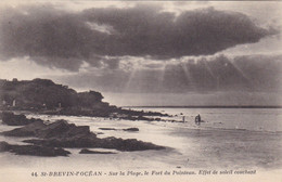 44. SAINT BREVIN L'OCEAN.. CPA. SUR LA PLAGE. LE FORT DU POINTEAU. EFFET DE SOLEIL COUCHANT - Saint-Brevin-l'Océan