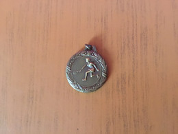 Médaille Interclubs Tennis Dames Wellington 1973 - Professionnels / De Société