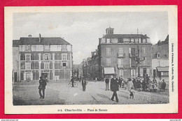 08-Charleville-Place De Nevers -cpa écrite - Charleville