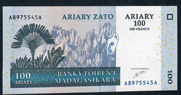 MADAGASCAR P86a 100 ARIARY 500 RANCS 2004 Signature 5     #A/A    UNC. - Madagascar