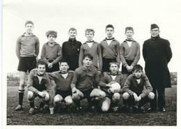 SUPERBE PHOTO - Club De Football BERCHEM SPORT - Equipe Des Cadets - 1965 - Dimensions 17.8 /12.9 CM - Deportes