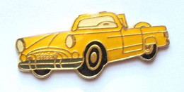 Pin's  Ford Thunderbird (modèle 1955/57) - Cabriolet Jaune - M084 - Ford