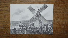 Sur Les Collines De Fontvieille , Le Moulin En Activité Vers 1880 - Fontvieille