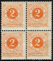 1886. Circle Type. Perf. 13. Posthorn On Back. 2 öre Orange. 4-block. One Stamp Hinged. (Michel 29) - JF160821 - Ungebraucht