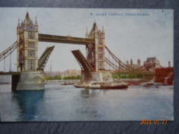 TOWER BRIDGE - River Thames