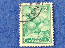 TÜRKİYE.-1940-50-  2K  İNSCRİPTİON : TÜRKİYE  CUMHURİYETİ  CRESCENTS  AND STAR  DAMGALI - Used Stamps