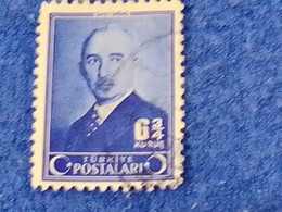 TÜRKİYE.-1940-50-  4.50K  İNSCRİPTİON : TÜRKİYE  CUMHURİYETİ  CRESCENTS  AND STAR  DAMGALI - Used Stamps