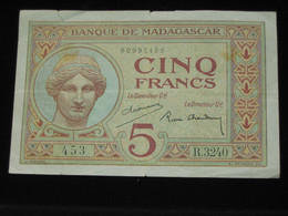 MADAGASCAR - 5 Cinq Francs 1937 Banque De Madagascar  **** EN ACHAT IMMEDIAT **** - Madagascar