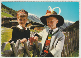 Zillertaler Trachtenkinder, Österreich - Zillertal