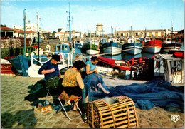 (1 Oø 39) France -  Posted 1981 - Port De Pêche De St Gilles Croix De Vie (fisherman) - Pesca