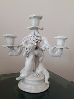 Chandelier Porcelaine Italienne. Signé C. V. Chérubins/ Putti/ Anges. - Candelabri E Candelieri