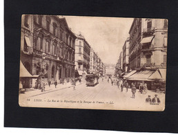 118985        Francia,      Lyon,    La  Rue  De La  Republique  Et  La  Banque  De  France,   NV(scritta) - Lyon 7