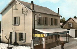 Labarthe-de-Neste. Hotel, Café,alimentation "Aux Quatre Vallées" Chez Julien. - La Barthe De Neste