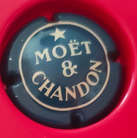 CAPSULE DE CHAMPAGNE MOET & CHANDON N° 154a - Moet Et Chandon