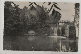 Marcoing (59) : Les Chutes Du Moulin En 1950 PF. - Marcoing