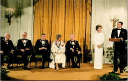 President And Nancy Reagan At Sixth Annual Kenndedy Center Honors - Présidents