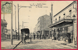 CPA 94 GENTILLY - Rue De Montrouge, Le Passage à Niveau (attelage) - Gentilly